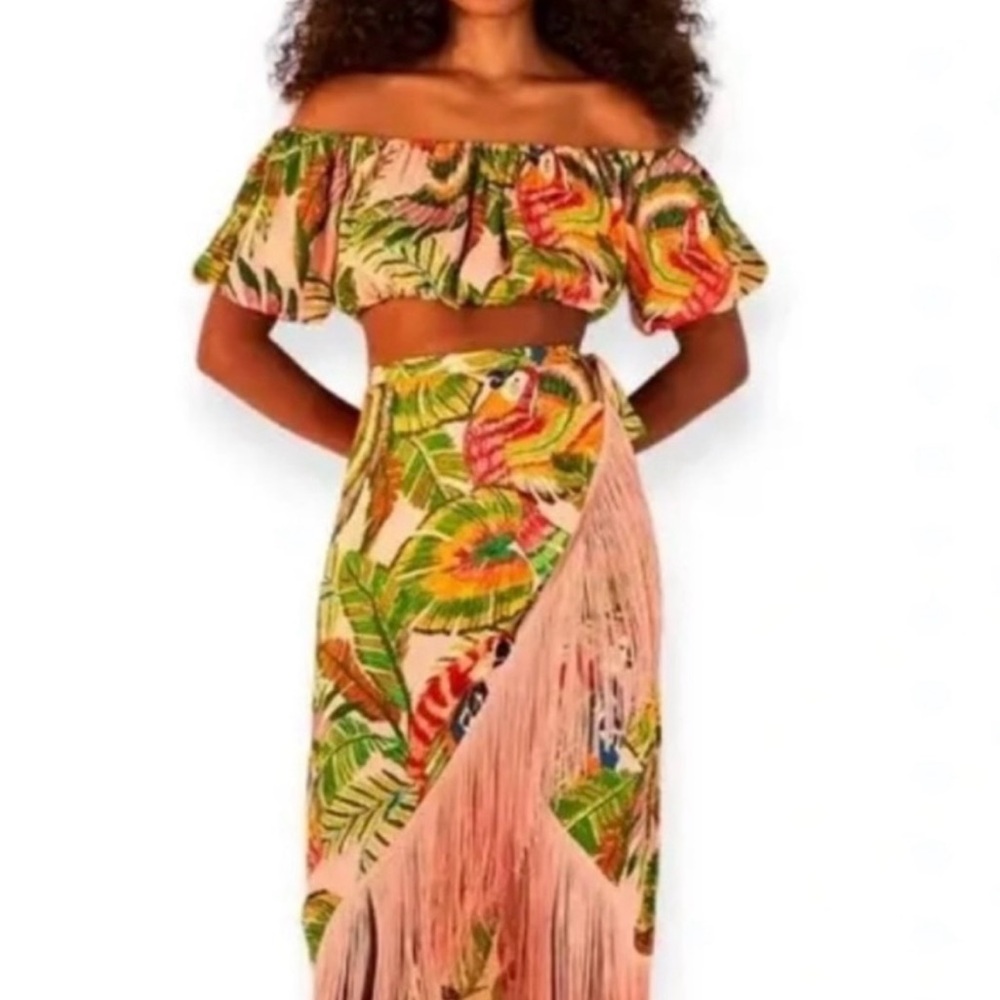 BOTH ***FARM RIO MACAW LEAVES crop top and skirt - LETS MAKE A DEAL!!!
